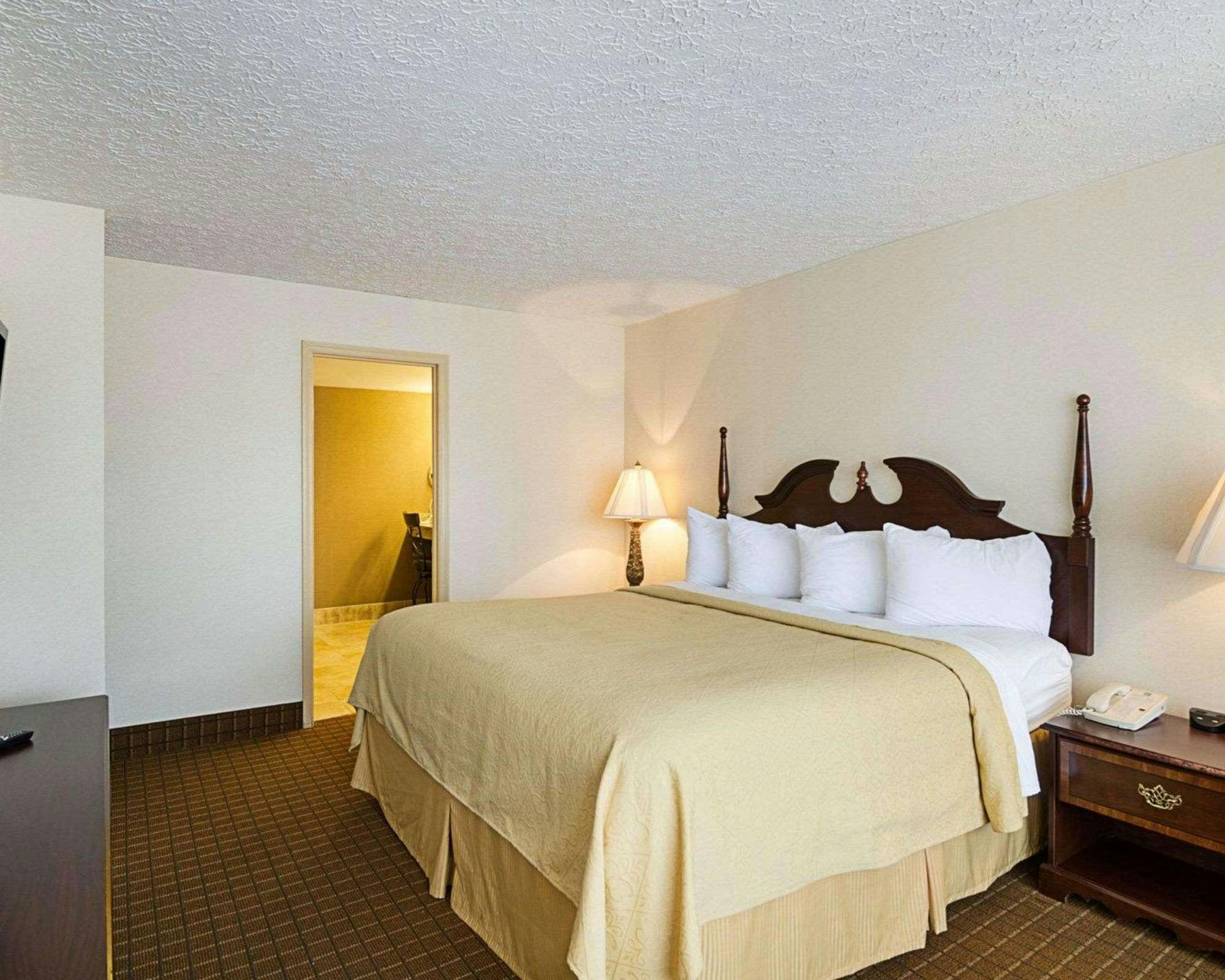 Quality Inn Lewisburg