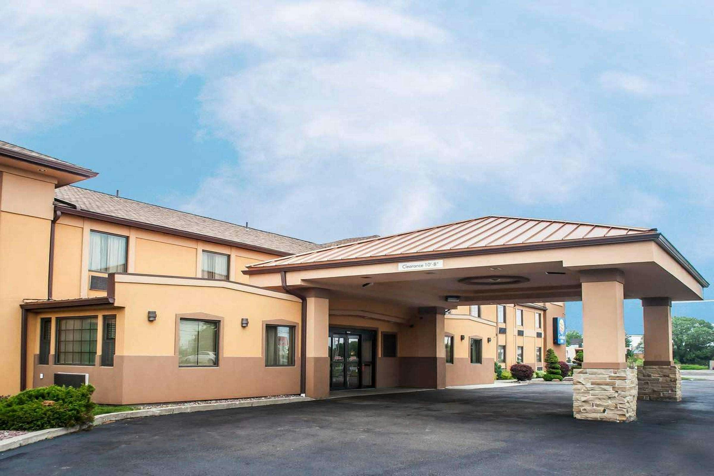 Hotel Quality Inn Dunkirk NY photo 2