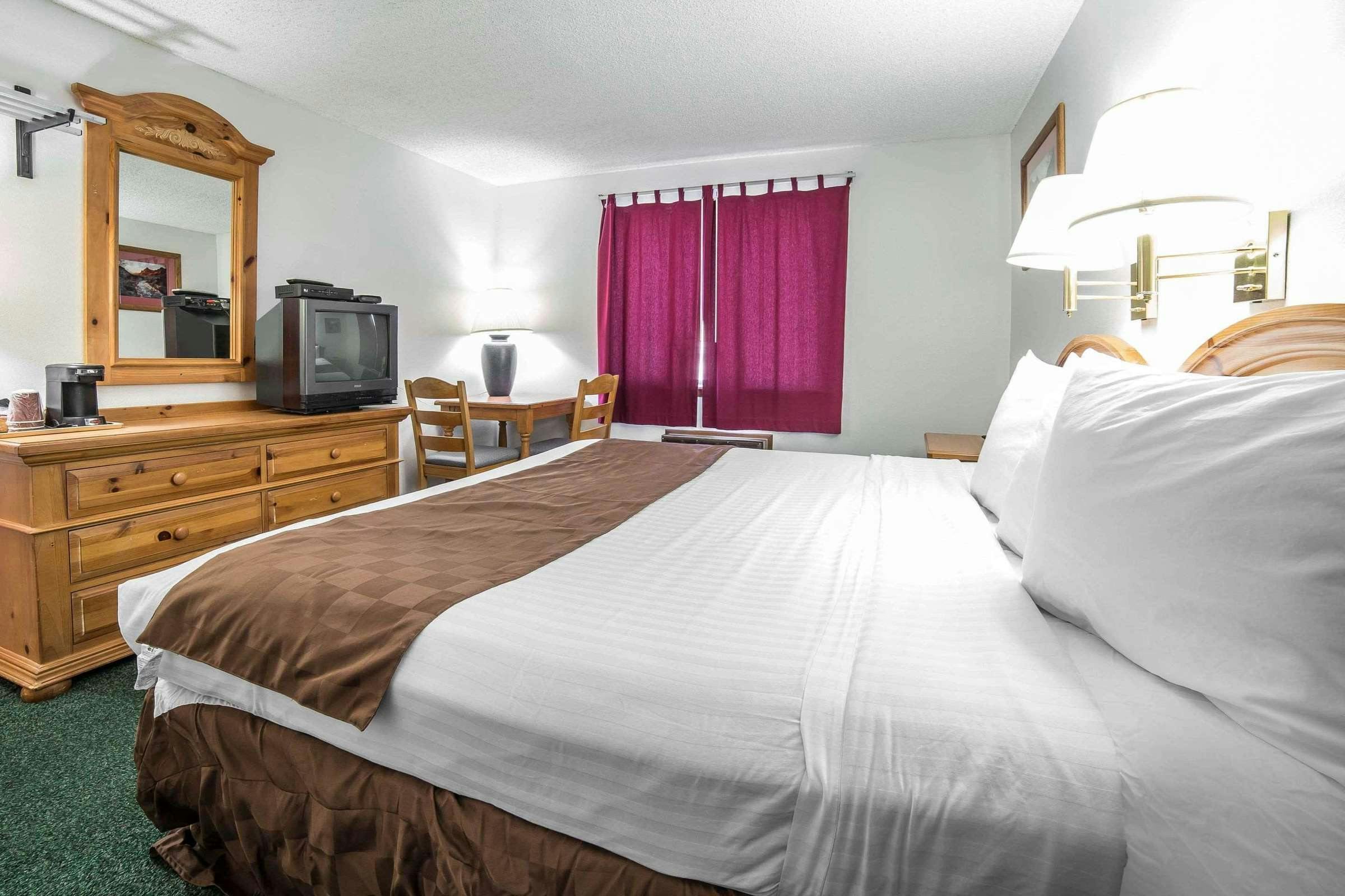 Hotel RODEWAY INN BRYCE CANYON photo 1