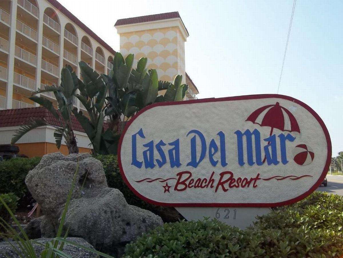 Casa Del Mar Beach Resort