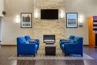 Hotel Comfort Suites Dover University Area photo 5