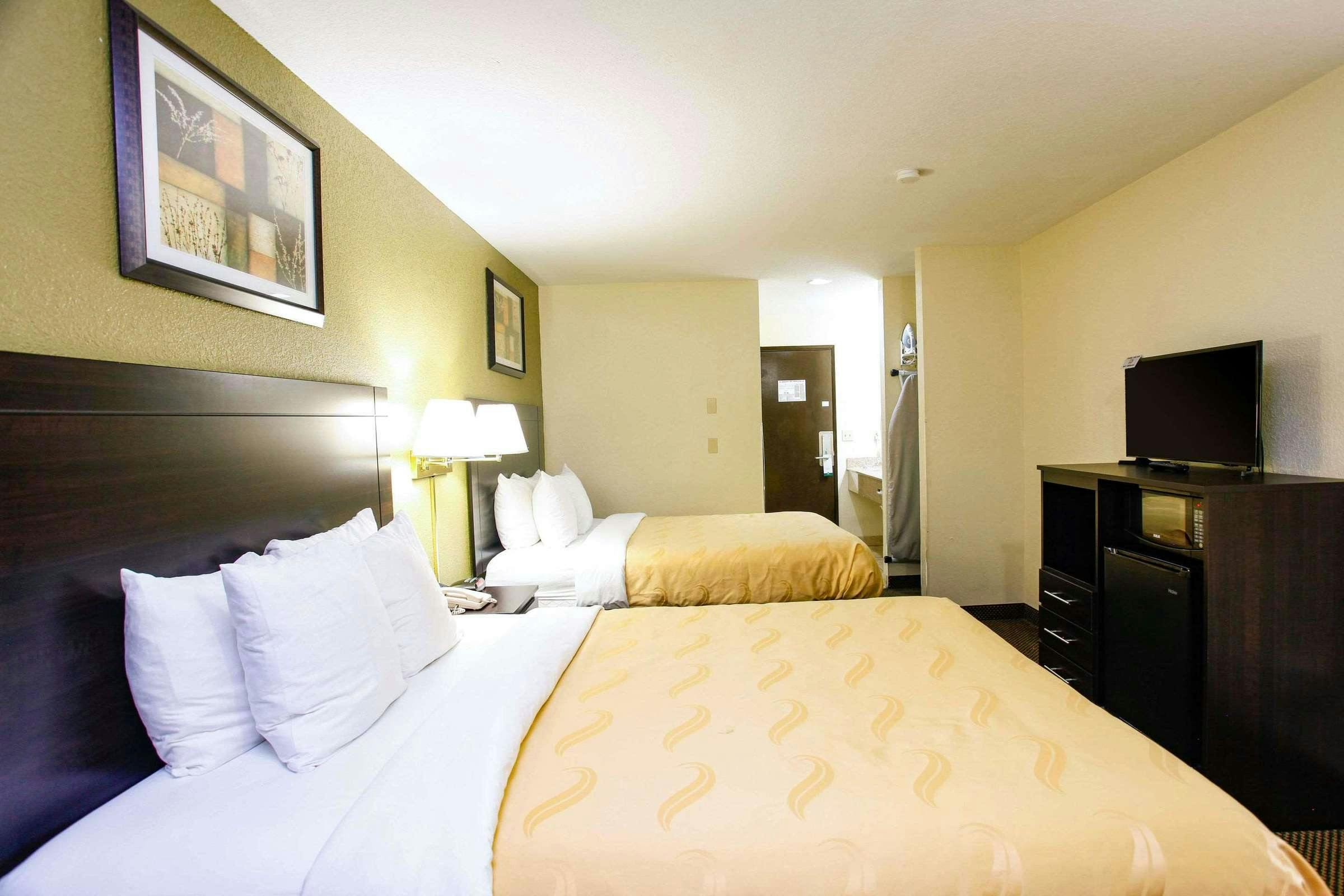 Hotel Cozy Inn formerly Quality Inn photo 2