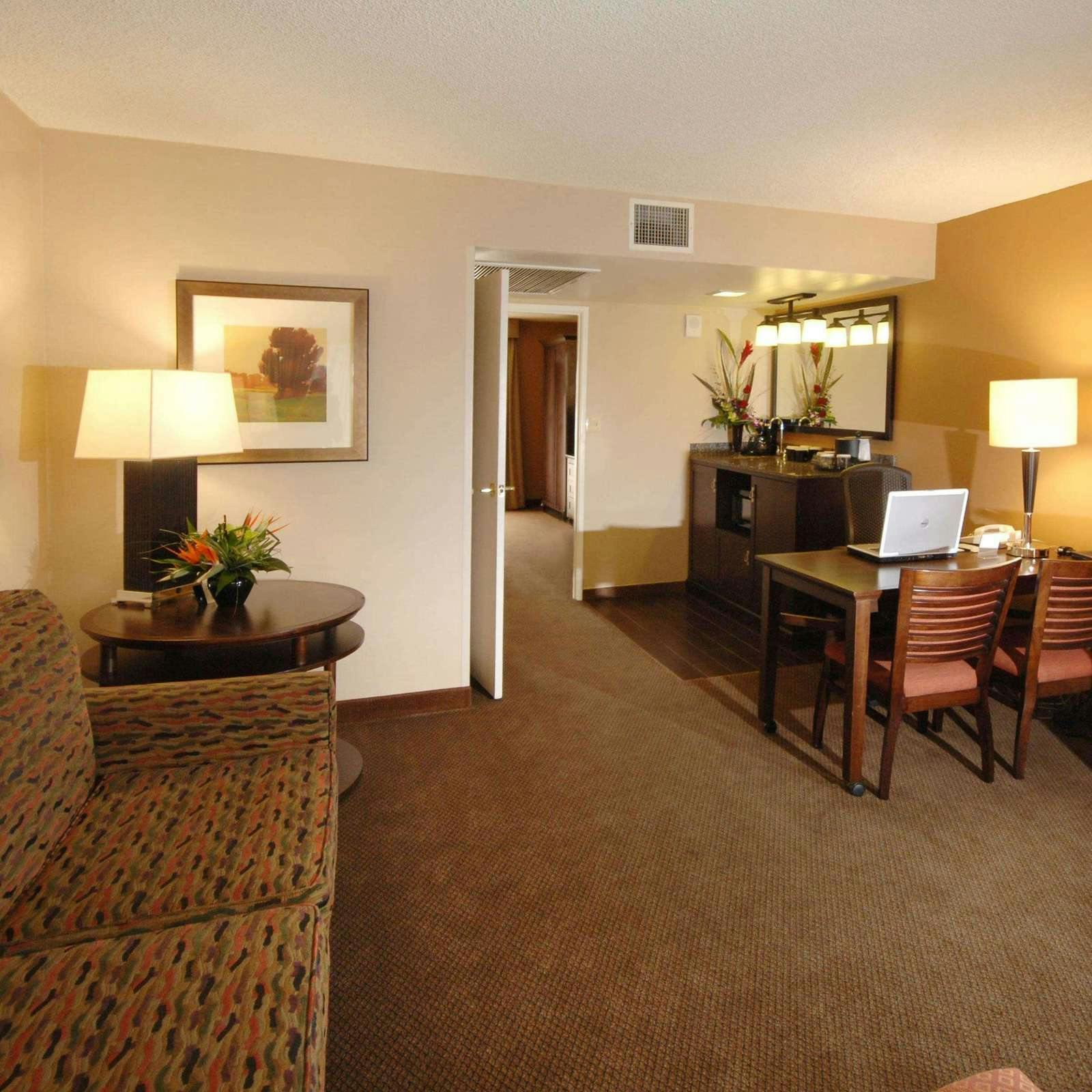 Hotel Embassy Suites by Hilton Milpitas Silicon Valley photo 5