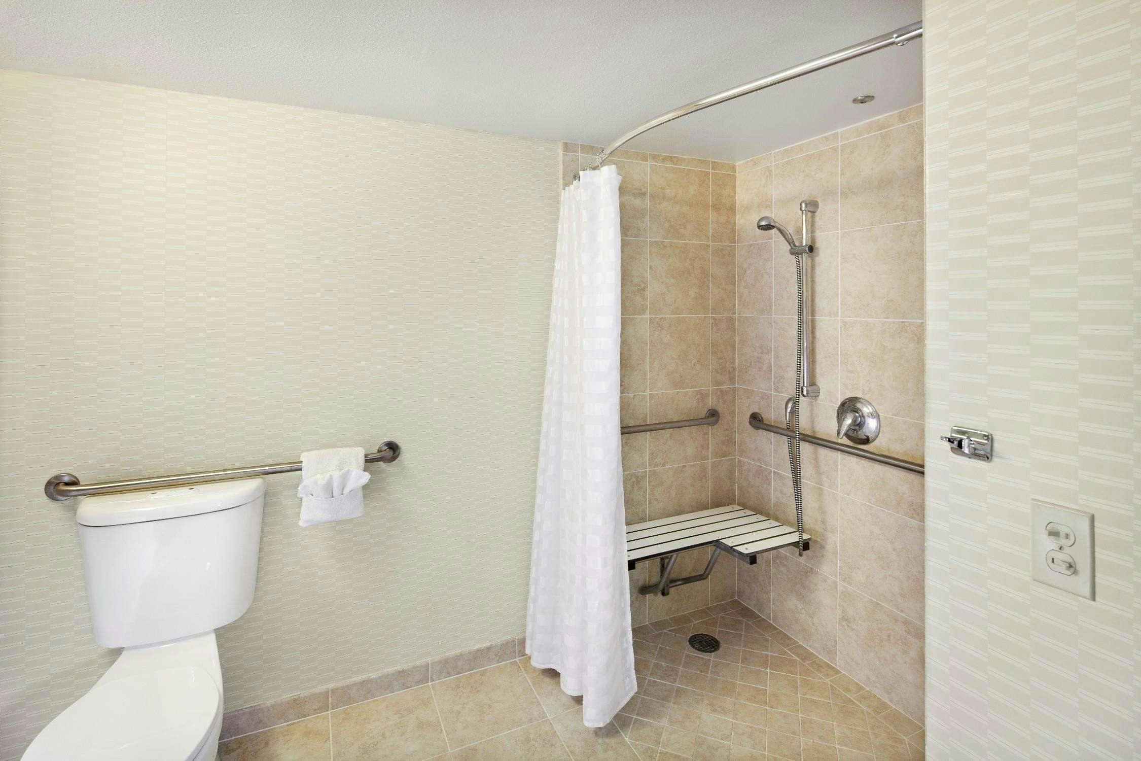 Hotel Embassy Suites by Hilton Milpitas Silicon Valley photo 4