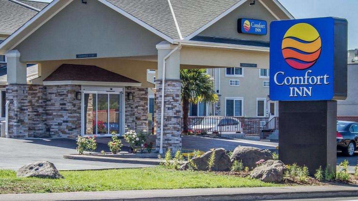 Hotel Comfort Inn Roseburg, OR photo 2
