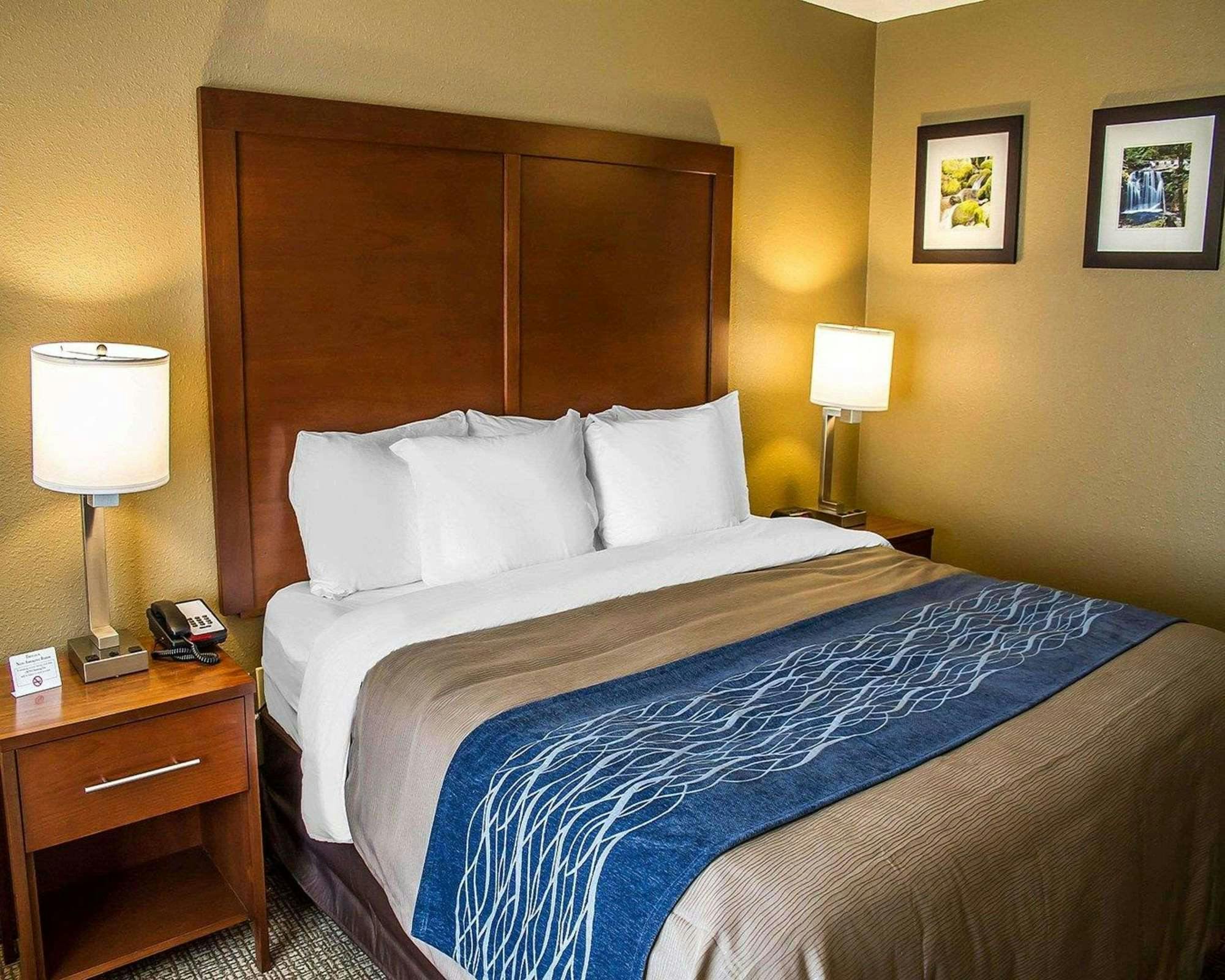 Hotel Comfort Inn Roseburg, OR photo 5