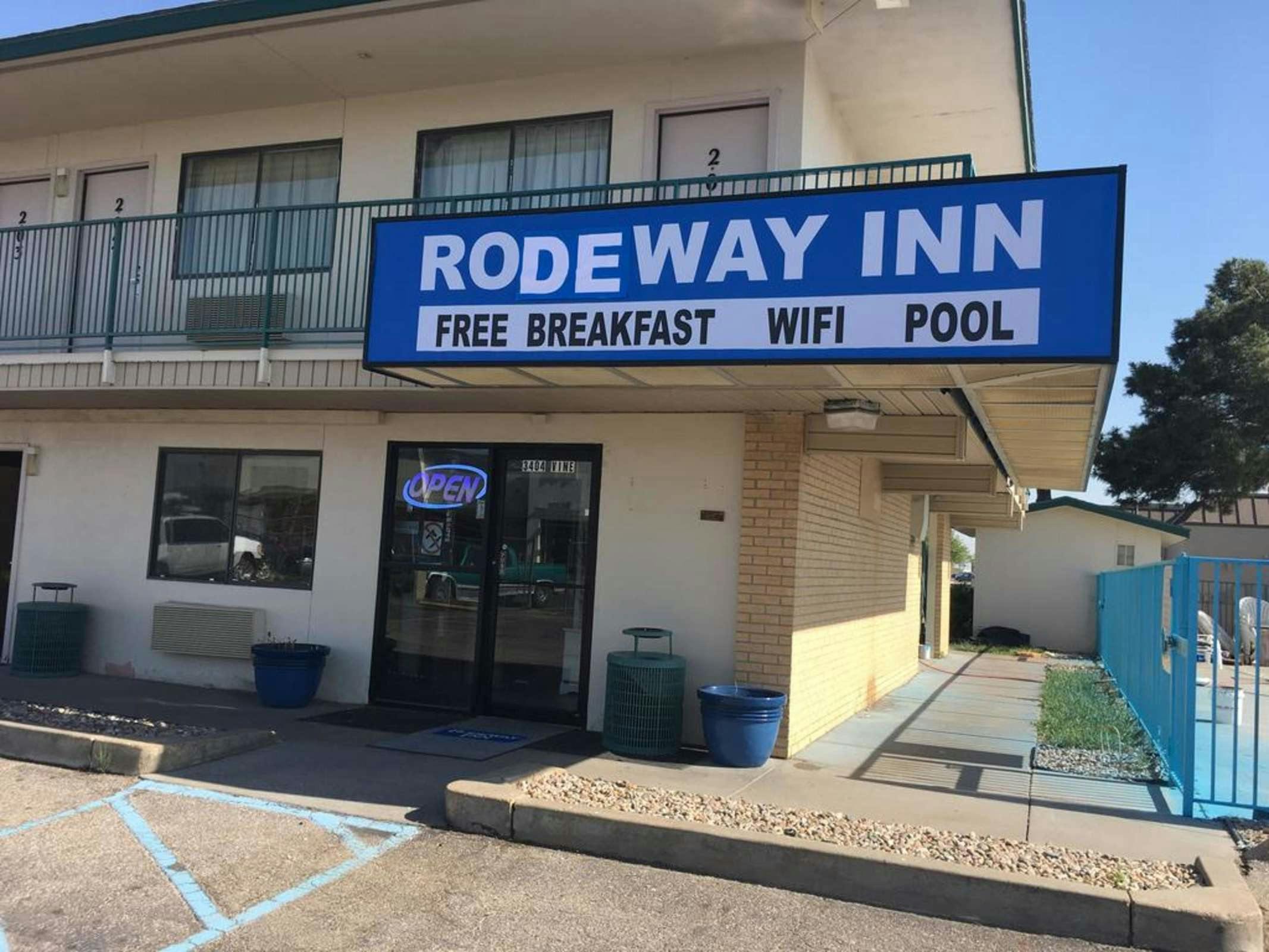 Hotel Rodeway Inn photo 2