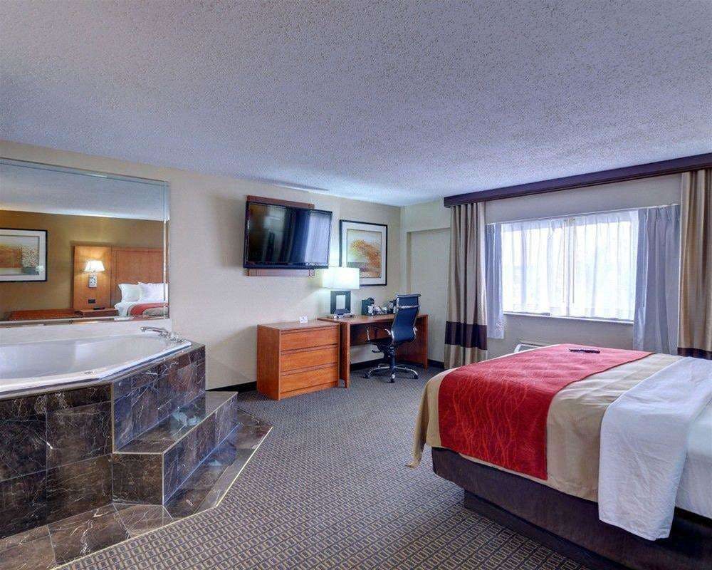 Hotel SureStay Plus by Best Western Mobile I-65 photo 2