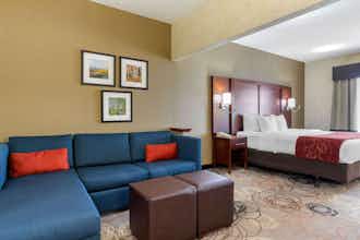 Hotel Comfort Suites Southfield/Detroit photo 5