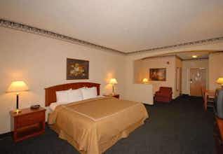 Hotel COMFORT SUITES LINN COUNTY FAIRGROUND AND EXPO photo 4