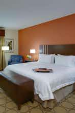 Hotel Hampton Inn & Suites Philadelphia/Bensalem photo 1