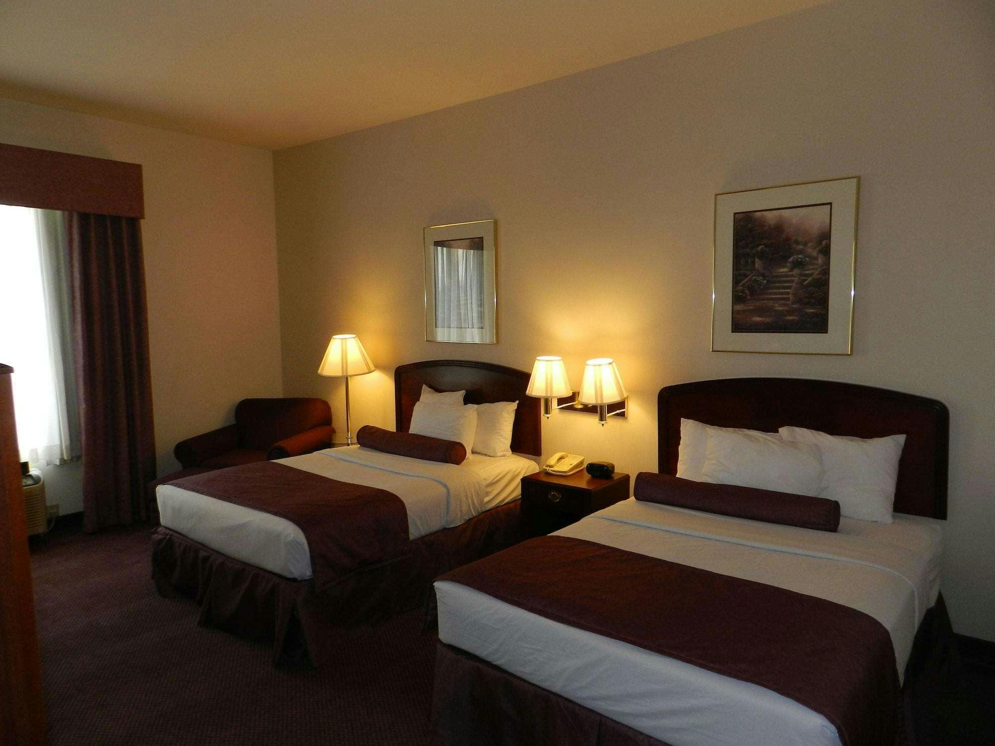 Hotel Spark by Hilton Amarillo East photo 4