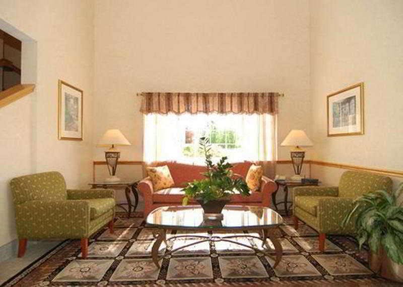 Hotel Sleep Inn Manchester Airport photo 2