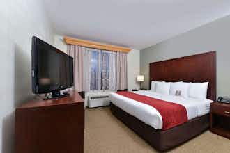 Hotel Comfort Suites Airport Tukwila Seattle photo 2
