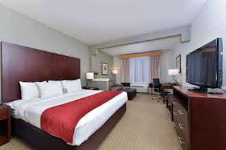 Hotel Comfort Suites Airport Tukwila Seattle photo 1
