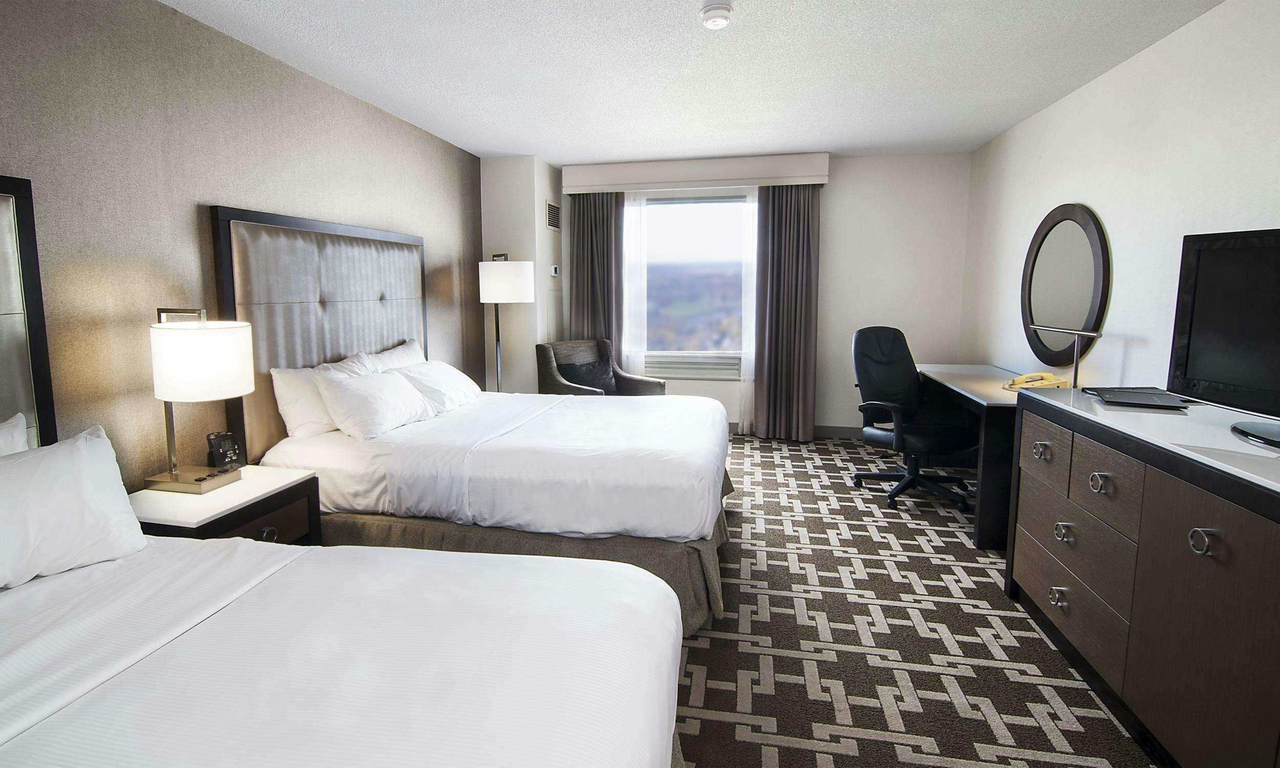 Hotel Hilton Niagara Falls/Fallsview Hotel & Suites photo 3
