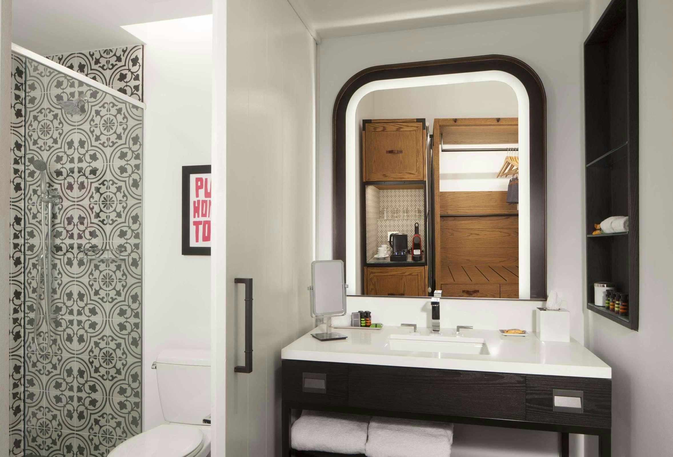 Hotel Canopy By Hilton San Antonio Riverwalk photo 3