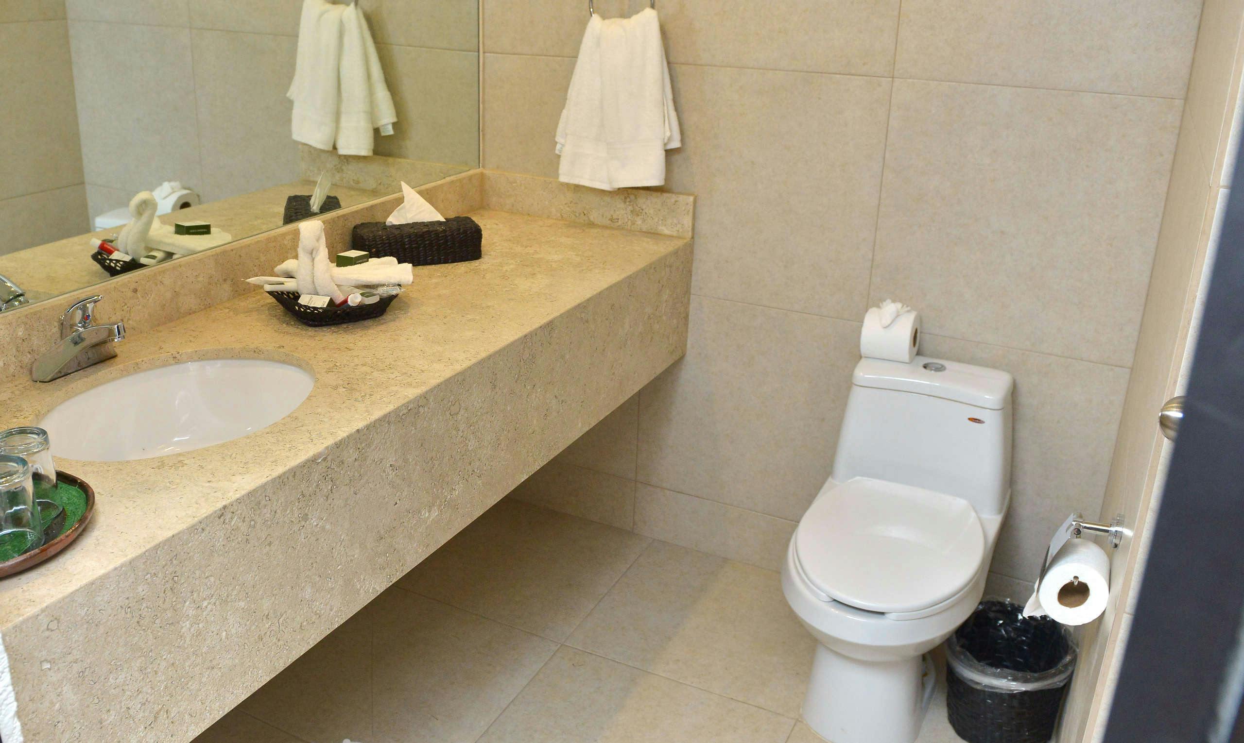 Hotel Best Western Plus Posada de Don Vasco photo 1