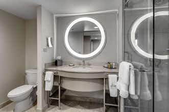 Hotel Hilton Columbus at Easton photo 3