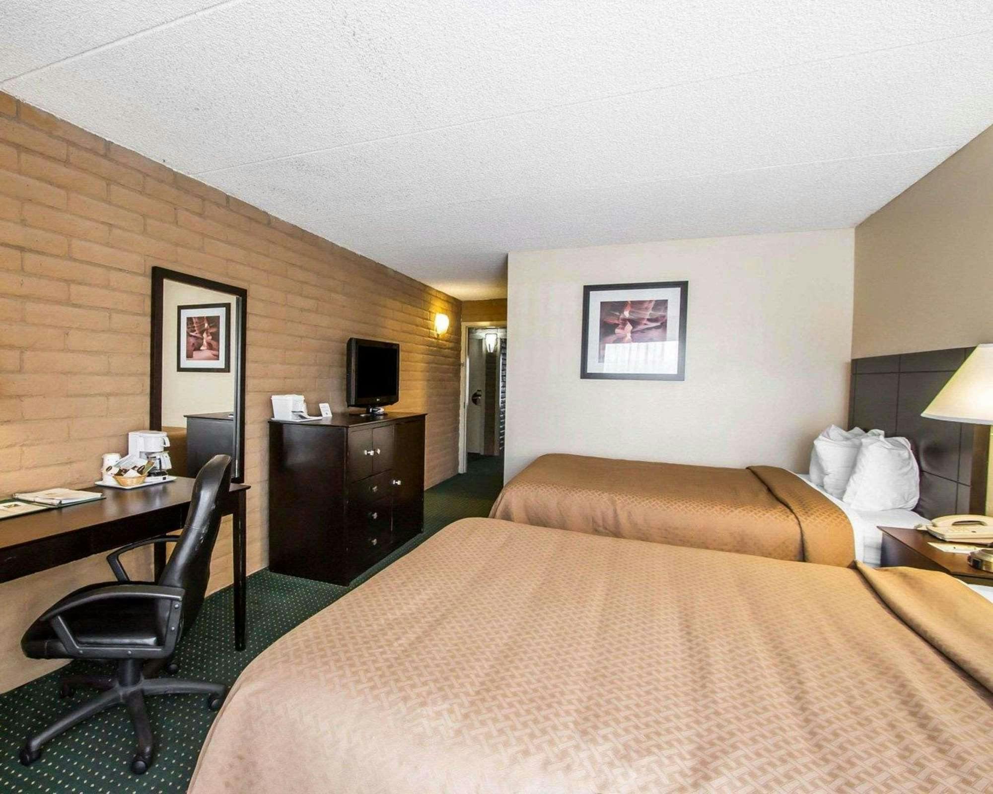 Hotel Quality Inn near Ft Huachuca photo 3