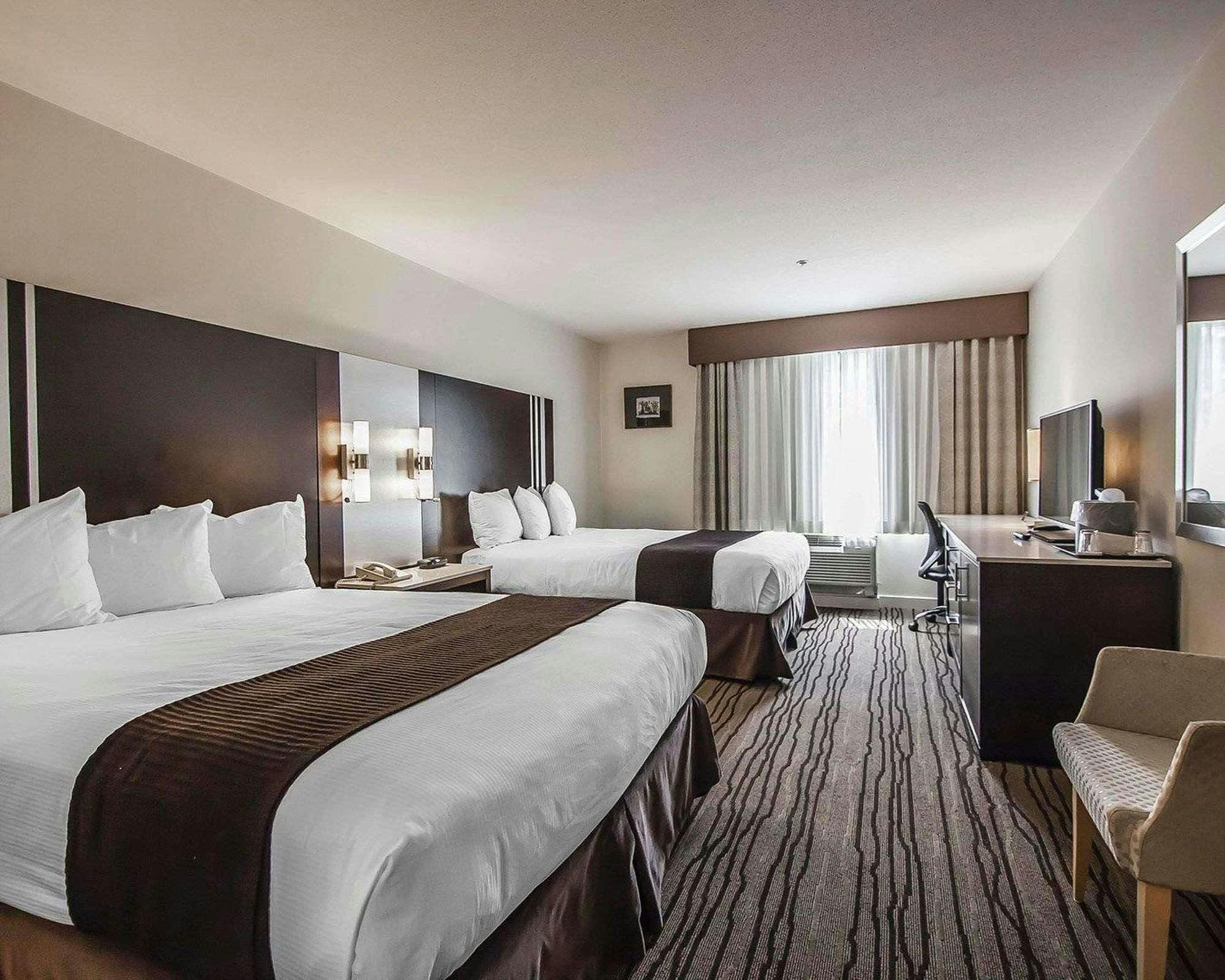 Hotel Comfort Hotel Vancouver Airport photo 1