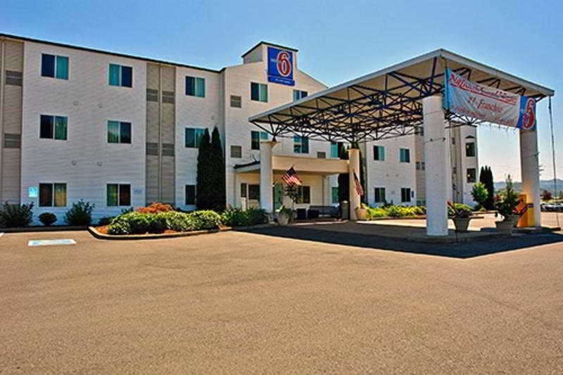 Motel6 Roseburg, OR - I-5