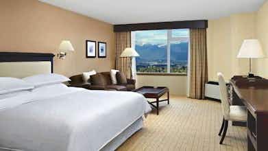 Hotel Sheraton Vancouver Guildford Hotel photo 2
