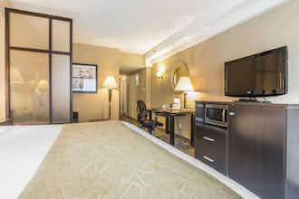 Hotel Comfort Suites Downtown Montreal photo 4