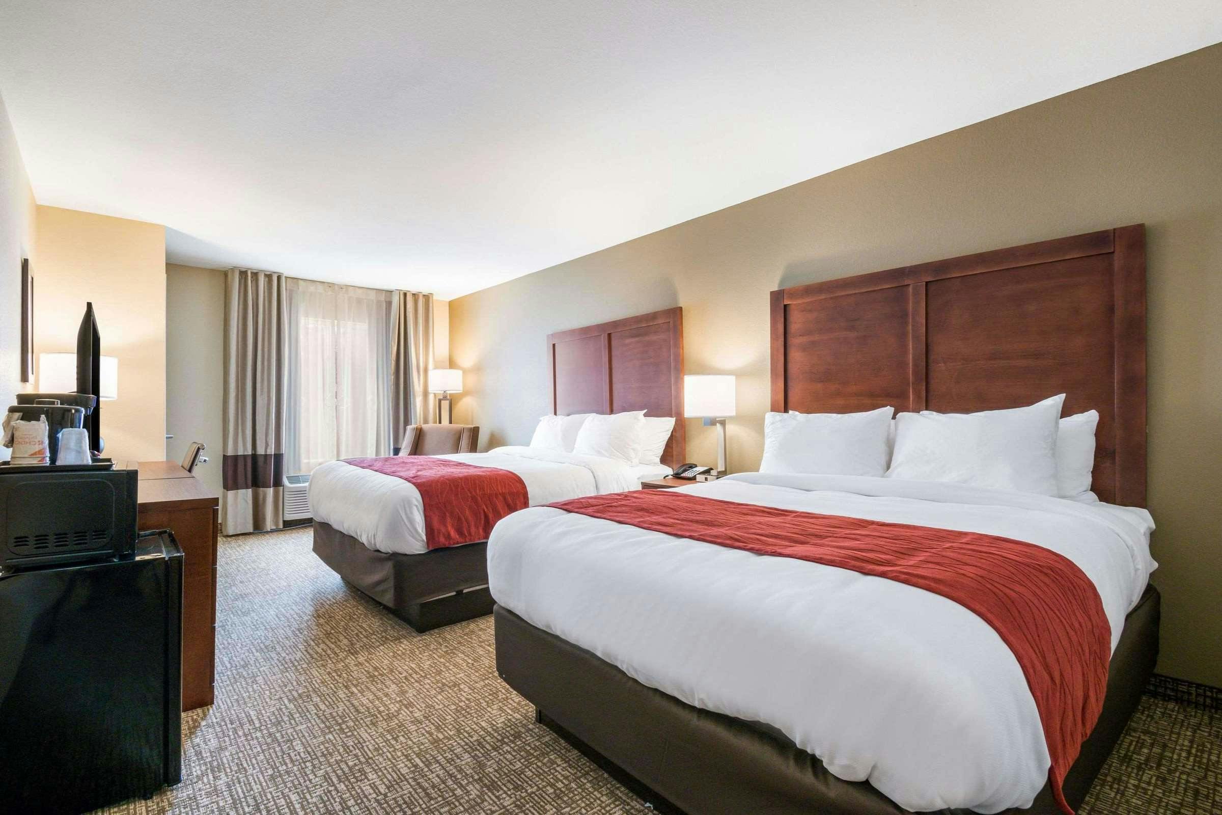 Hotel Comfort Inn Suites Harrisburg Hershey West photo 4