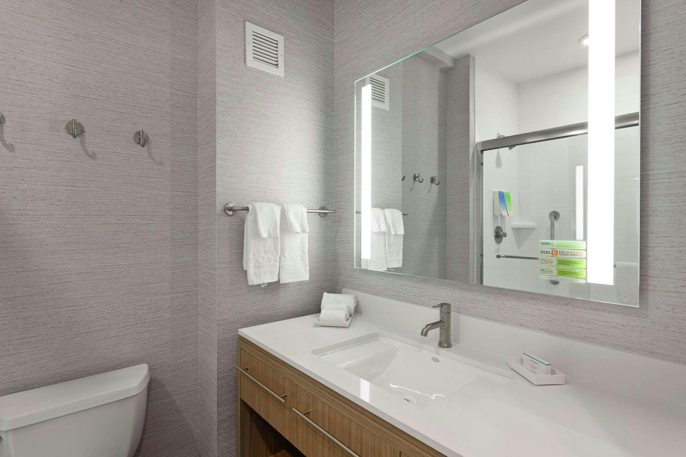 Hotel Home2 Suites by Hilton Temecula, CA photo 5