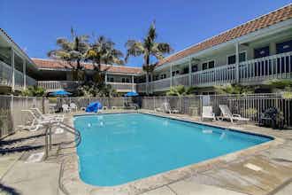 Hotel Motel6 Carpinteria CA Santa Barbara South photo 2