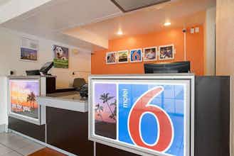 Hotel Motel6 Carpinteria CA Santa Barbara South photo 3