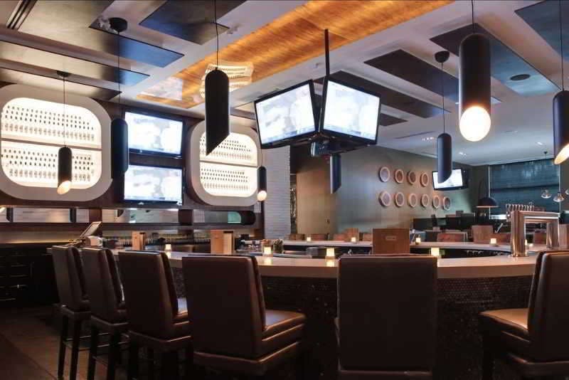 Hotel Sandman Hotel & Suites Kelowna photo 5