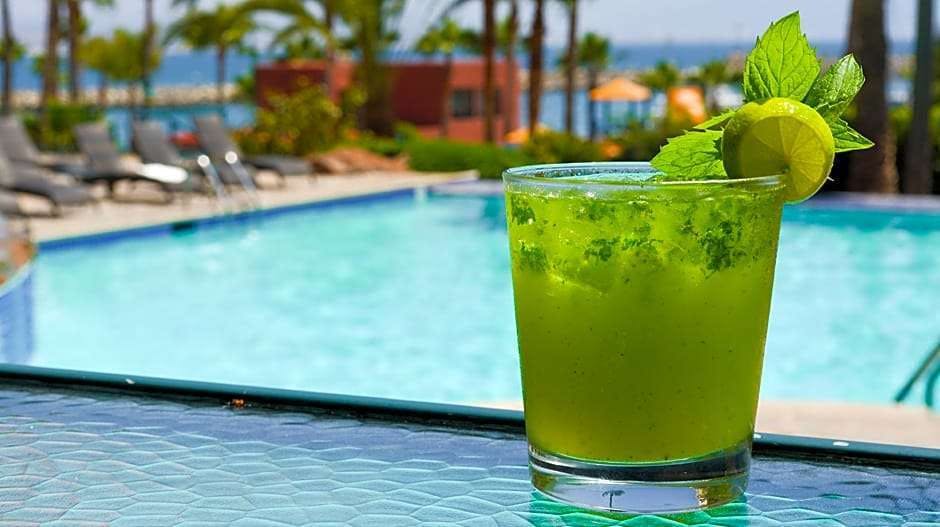 Hotel Hotel Coral And Marina photo 2