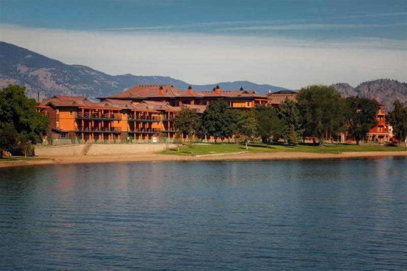 Hotel Watermark Beach Resort photo 1