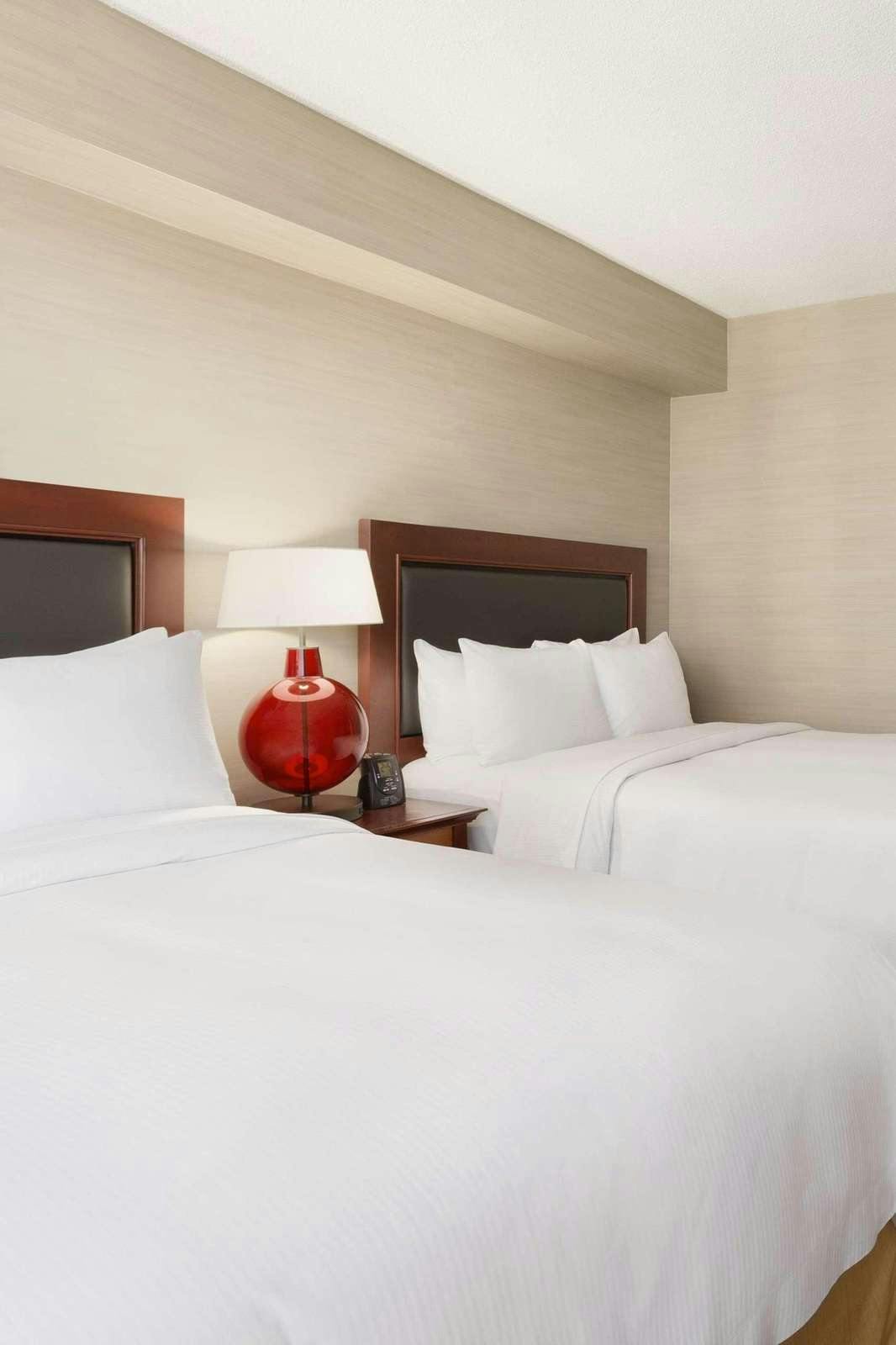 Hotel Hilton Vancouver Airport photo 2