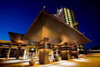 Hotel Sandman Signature Vancouver Airport Hotel photo 2