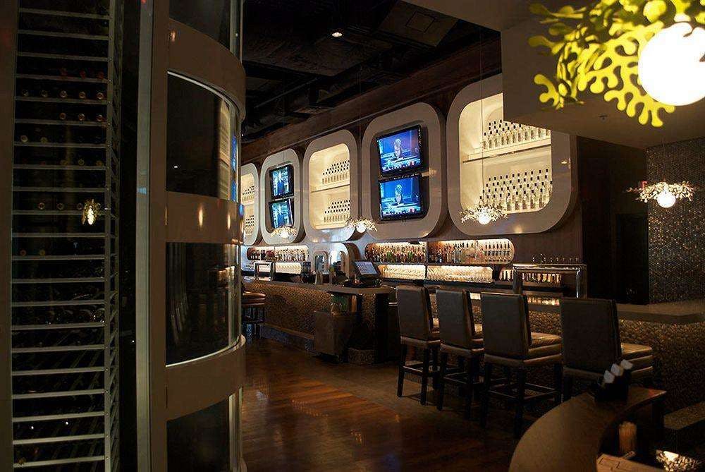 Hotel Sandman Signature Vancouver Airport Hotel photo 5