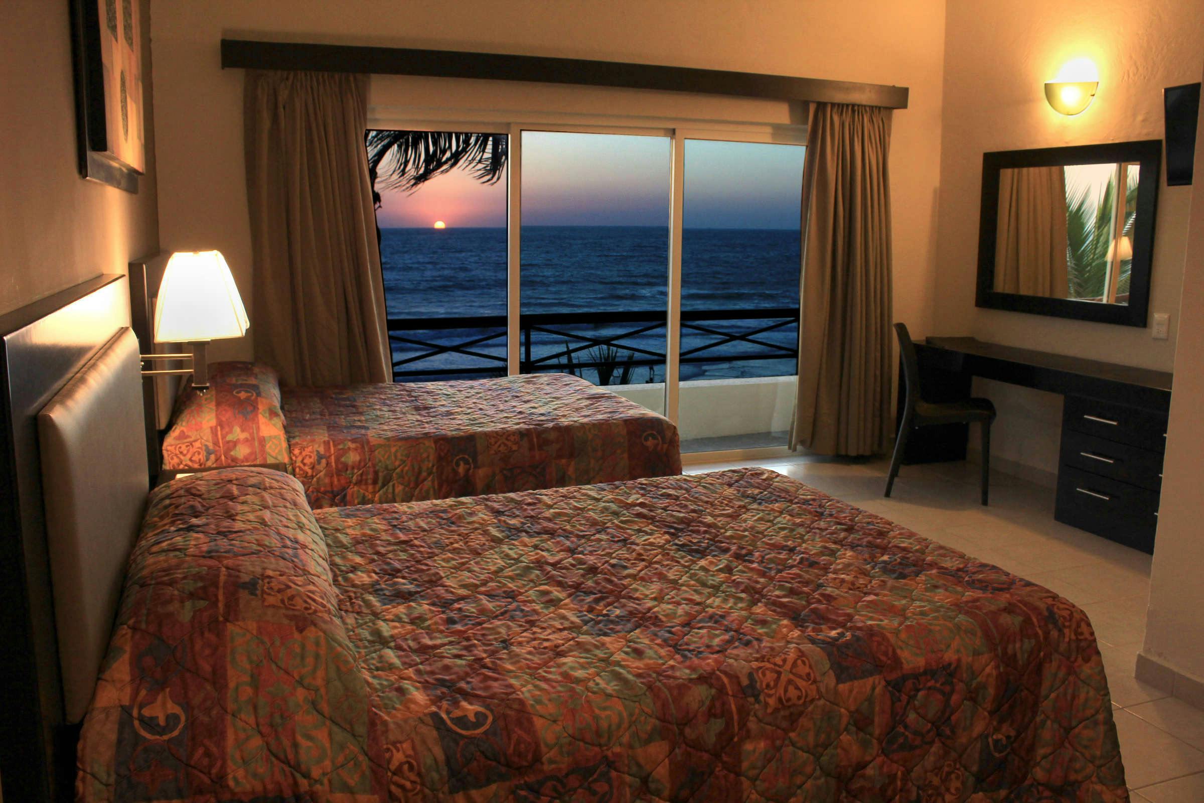 Hotel Hotel La Siesta Malecón photo 2