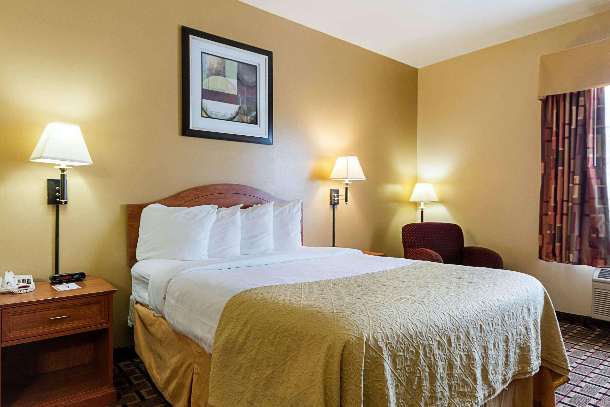 Econo Lodge Lubbock I-27