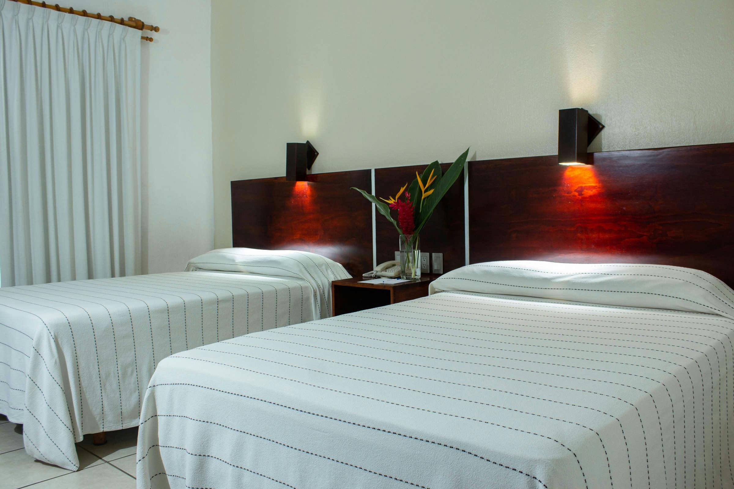 Hotel Hotel Castillo Huatulco & Beach Club photo 2