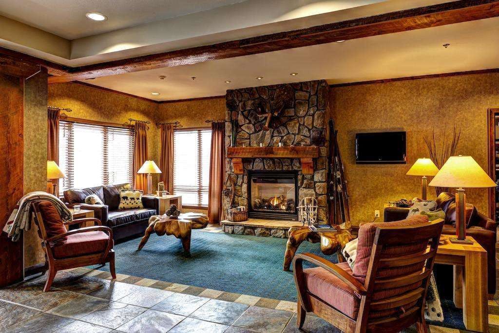 Hotel Pemberton Valley Lodge photo 3