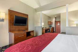 Hotel Comfort Suites Rolla photo 2