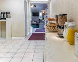 Hotel Rodeway Inn Madison Heights - Detroit photo 5