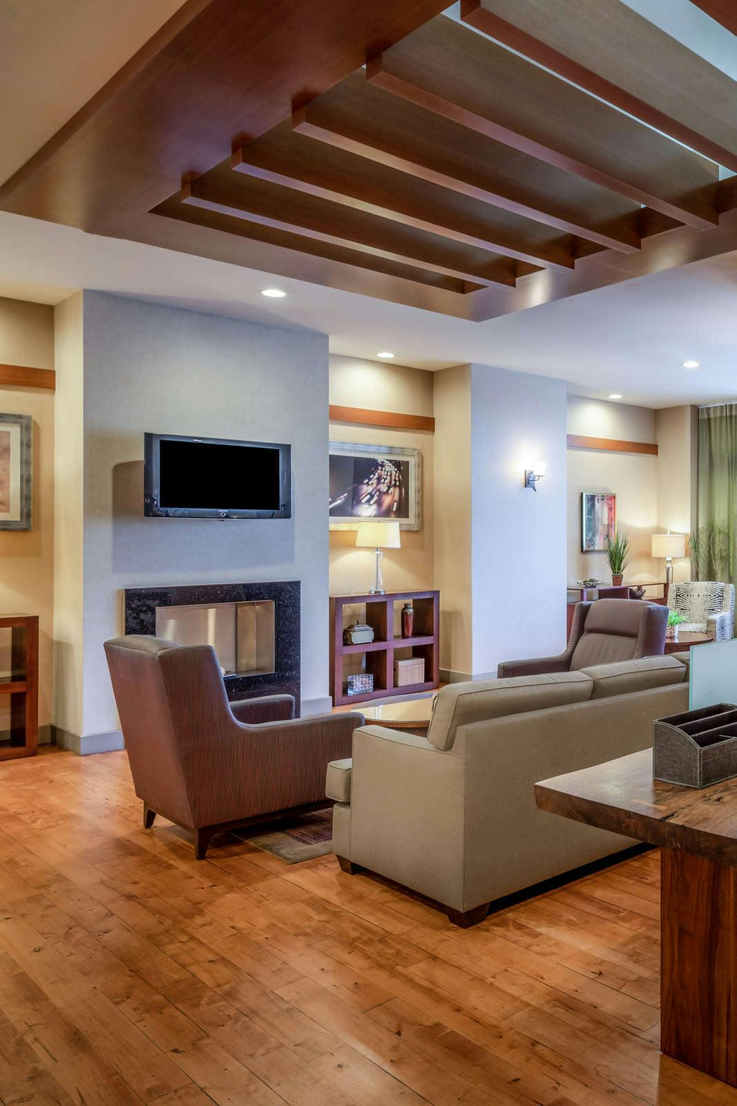 Hotel DoubleTree by Hilton Los Angeles - Norwalk photo 4