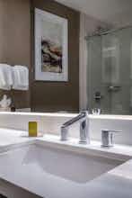 Hotel DoubleTree by Hilton Los Angeles - Norwalk photo 3