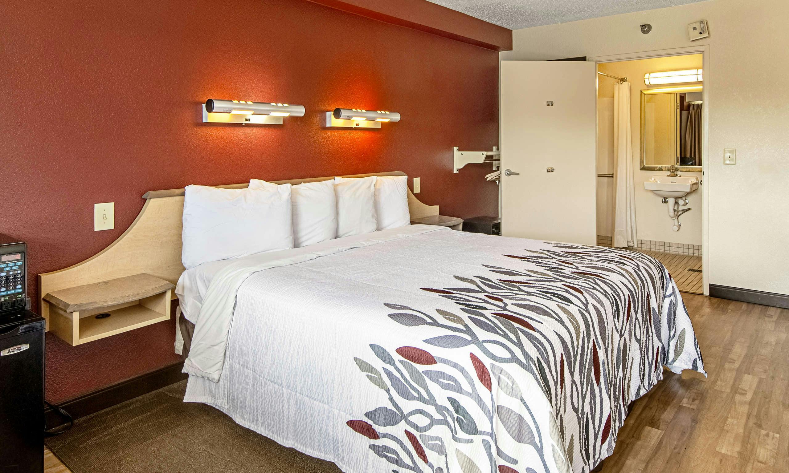 Red Roof Inn Fairmont