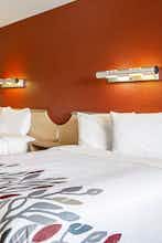 Hotel Red Roof Inn Charleston West - Hurricane, WV photo 5