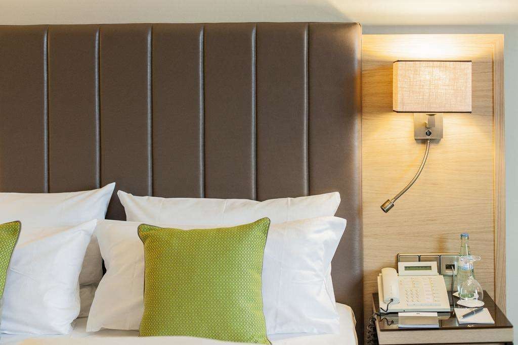 Hotel Althoff Hotel am Schlossgarten photo 2