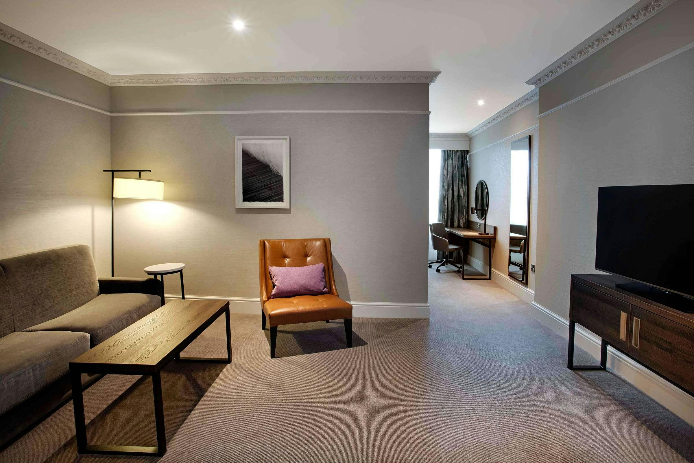 Hotel Hilton Edinburgh Carlton photo 5